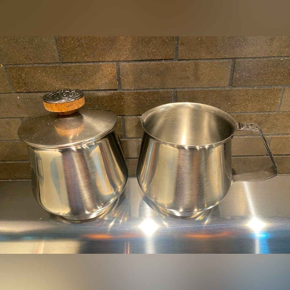 Japan International Decorator Stainless Steel 18-8 Cream and Lidded Sugar Set
